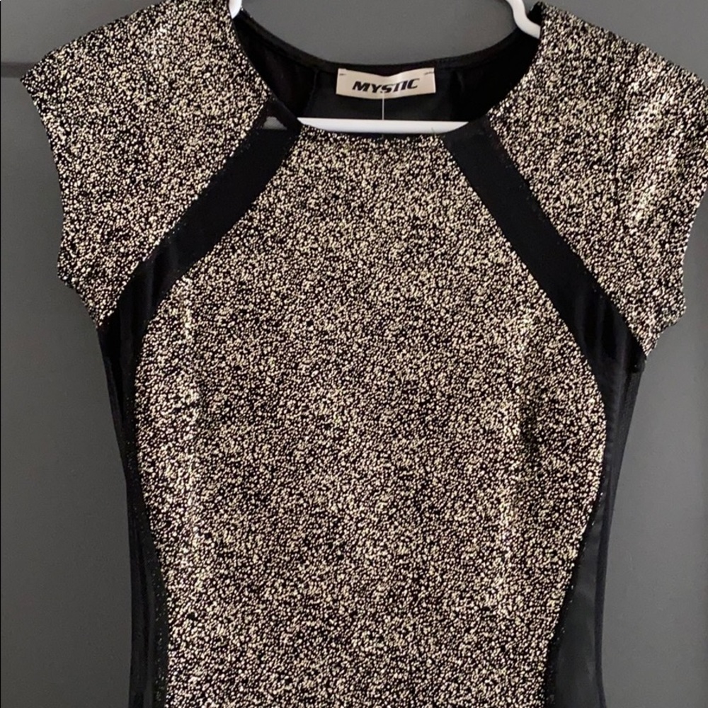 Never worn! - Picture 2 of 4